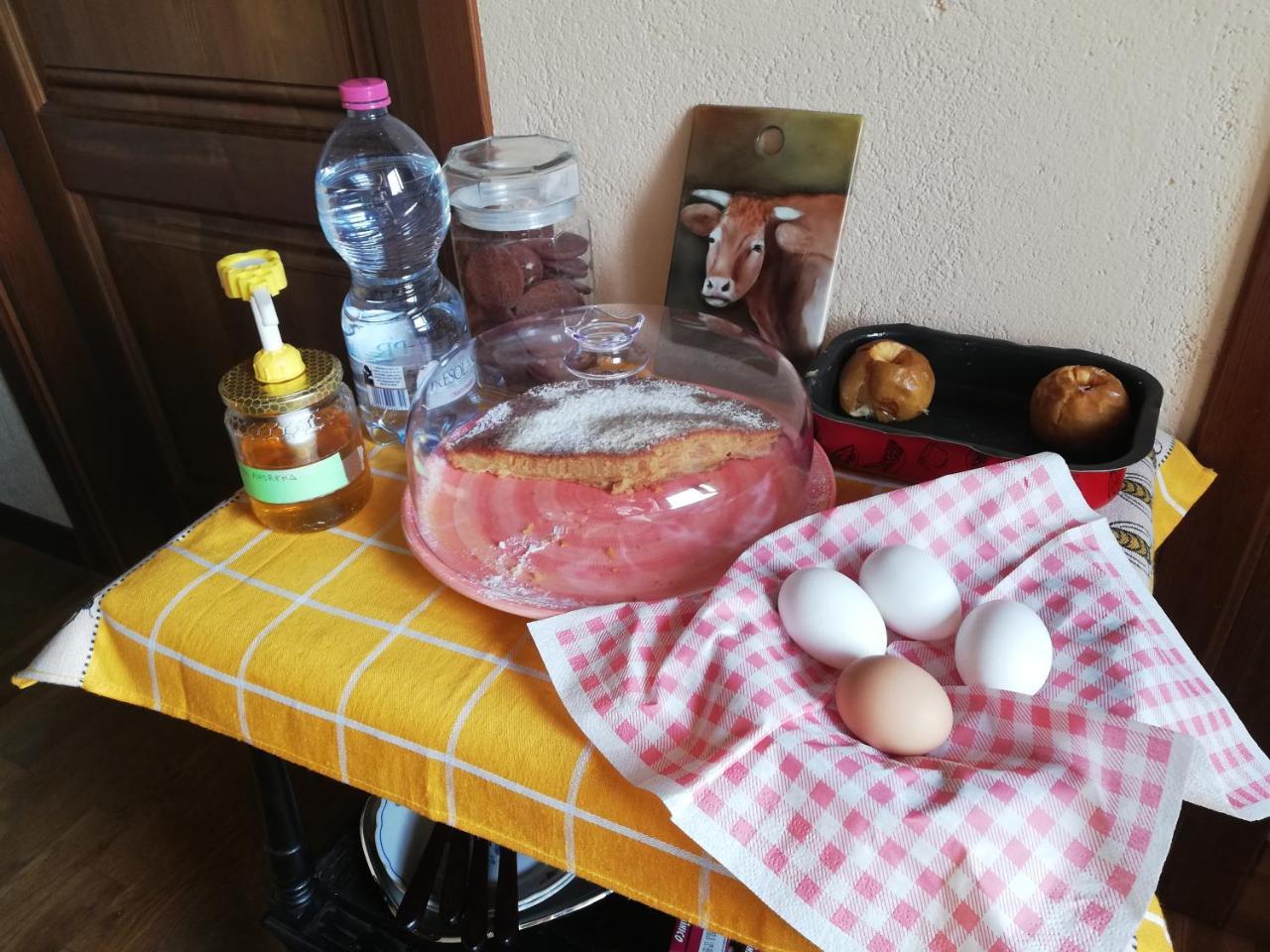 L'Ape In Corte Casa Di Campagna, Via Francigena Stanze E Colazione Vaccarizza Exterior foto